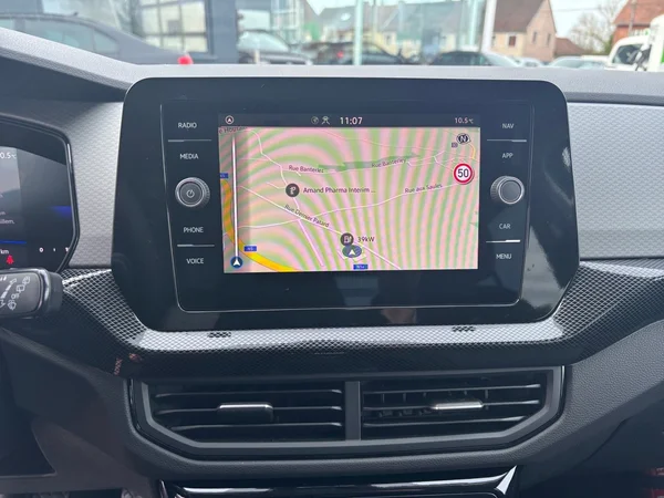 VOLKSWAGEN T-Cross (2025) — foto 7 van 20