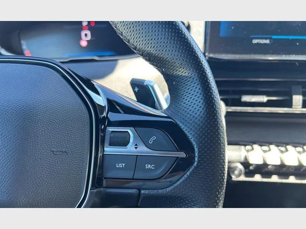 Peugeot 5008 (2022) — foto 16 van 30