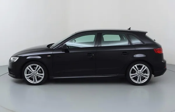 Audi A3 Sportback (2019) — foto 12 van 28