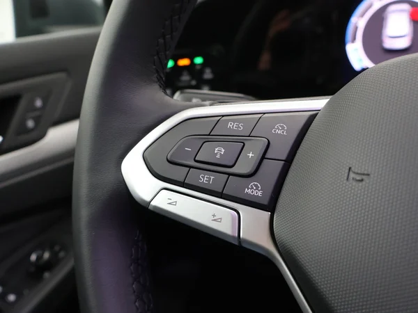 VOLKSWAGEN Golf VIII (2026) — foto 10 van 23