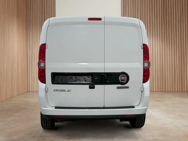 Fiat Doblo (2023) — foto 25 van 27