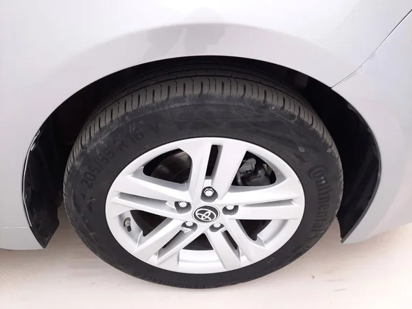 Toyota Corolla SW Hybrid (HEV) (2022) — foto 8 van 25