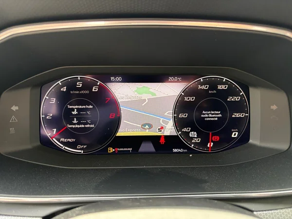 SEAT Leon (2020) — foto 6 van 24