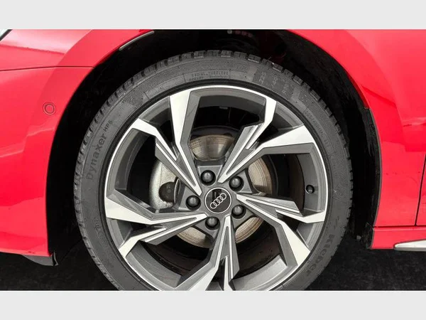 Audi A3 Sportback (2025) — foto 14 van 15