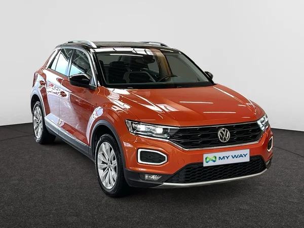 VOLKSWAGEN T-Roc (2019) — foto 19 van 21