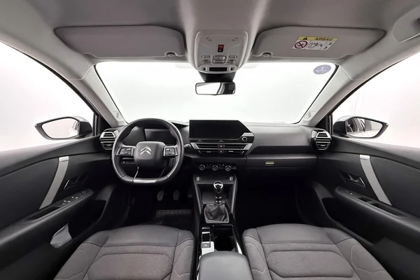 Citroen C4 (2023) — foto 5 van 39