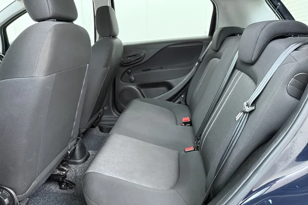 Fiat Punto (2017) — foto 20 van 21