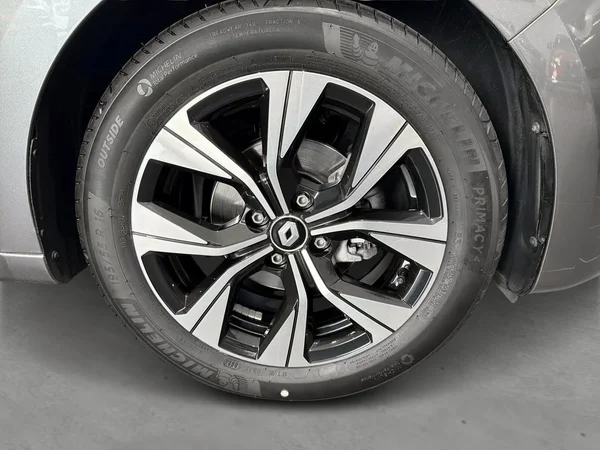 Renault Clio (2023) — foto 15 van 18
