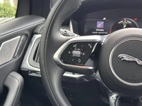 Jaguar I-PACE (2025) — foto 11 van 31