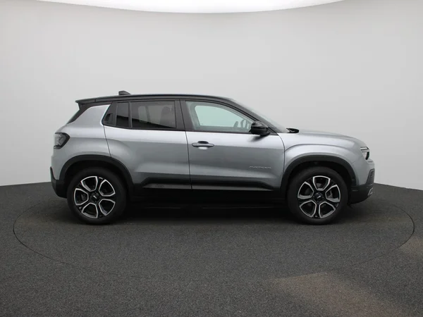 Jeep Avenger (2024) — foto 40 van 42