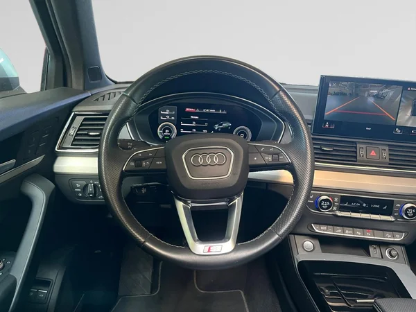 AUDI Q5 Sportback PHEV (2021) — foto 7 van 24