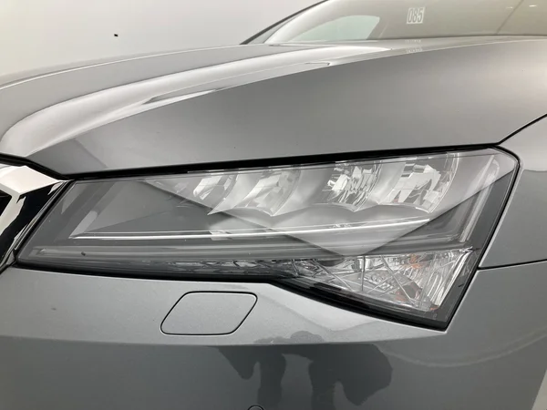 SKODA Superb Combi (2021) — foto 25 van 36