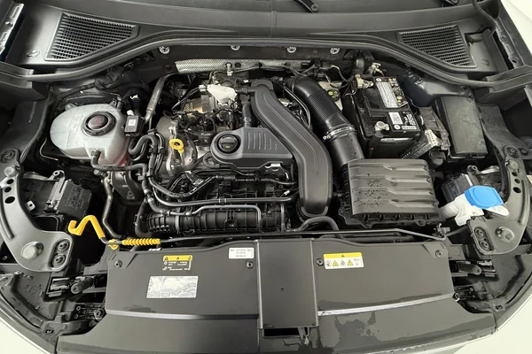 Volkswagen T-Roc (2022) — foto 11 van 30