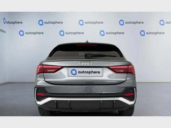 Audi Q3 Sportback (2023) — foto 28 van 33