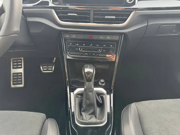VOLKSWAGEN T-Roc (2025) — foto 5 van 23