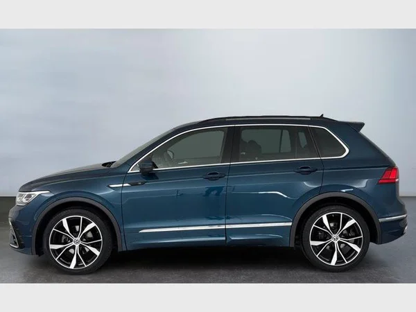 Volkswagen Tiguan (2021) — foto 26 van 31
