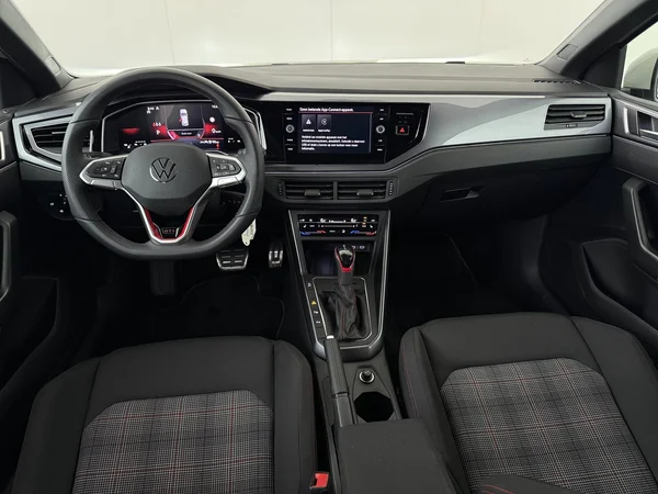 VOLKSWAGEN Polo GTI (2025) — foto 29 van 29