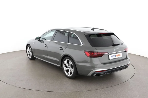 Audi A4 (2024) — foto 10 van 16