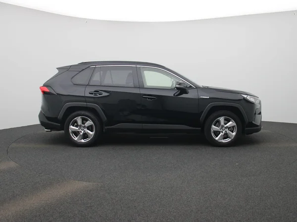 Toyota RAV4 (2021) — foto 44 van 46