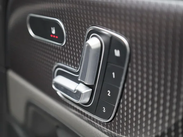 Mercedes-Benz EQB (2023) — foto 36 van 53