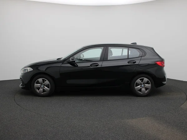 BMW 1 Reeks (2022) — foto 34 van 39