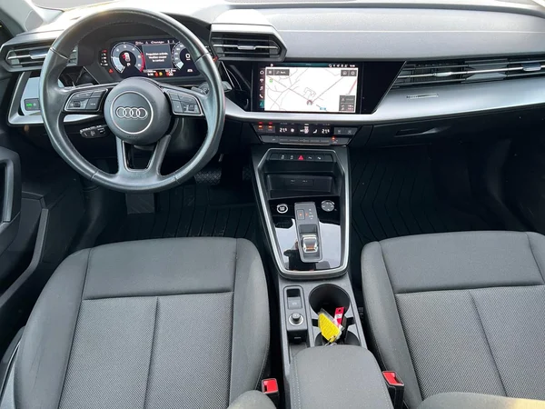 AUDI A3 Sportback Dsl (2021) — foto 14 van 17