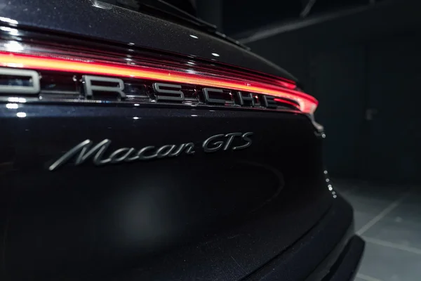 Porsche Macan (2024) — foto 32 van 44