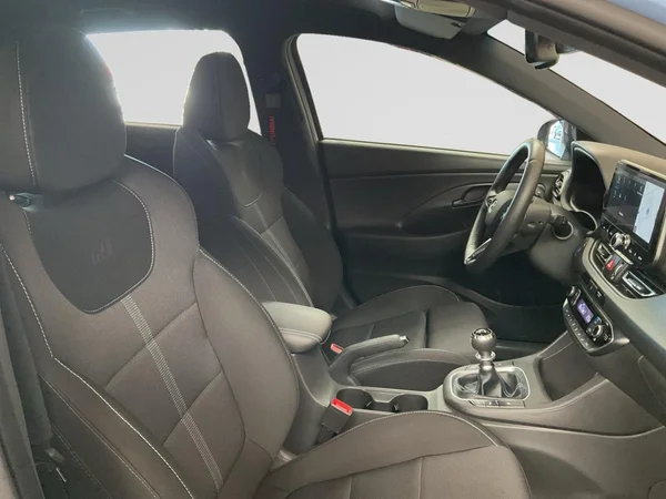 HYUNDAI i30 N (2023) — foto 6 van 20