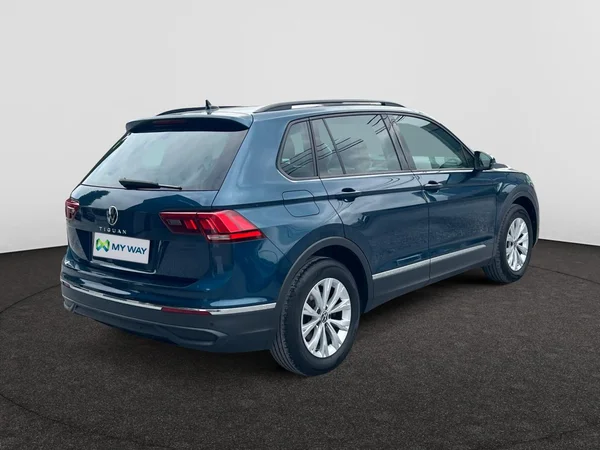 VOLKSWAGEN Tiguan (2023) — foto 11 van 18