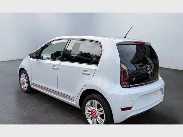 Volkswagen UP! (2017) — foto 19 van 25