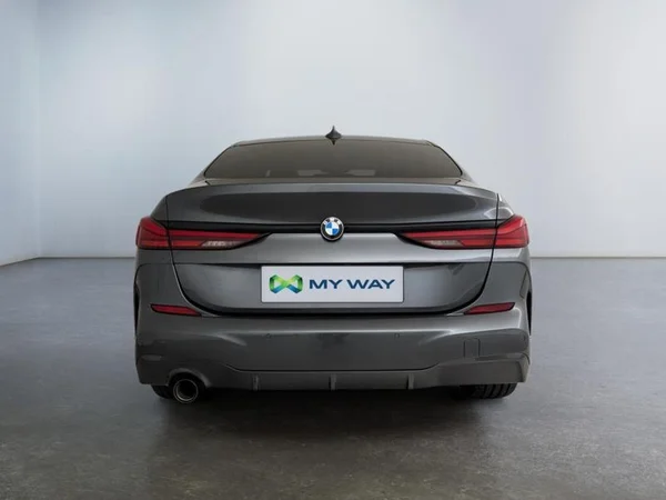 BMW Serie 2 218 (2020) — foto 16 van 17