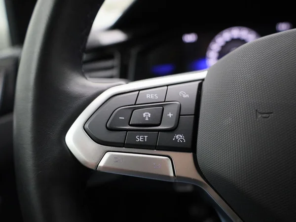 Volkswagen Taigo (2023) — foto 9 van 38