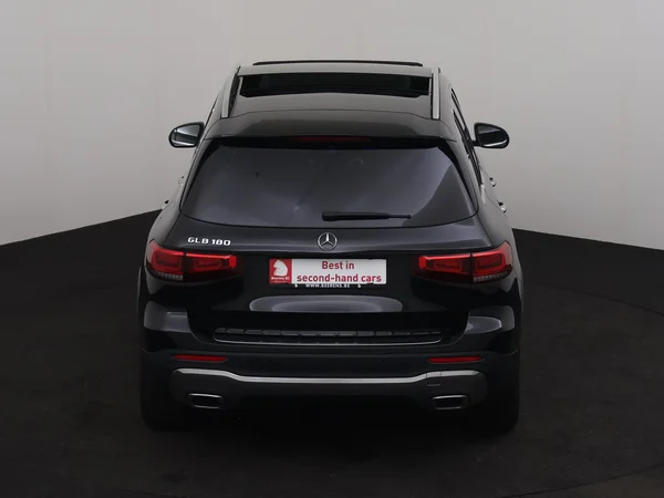 MERCEDES GLB 180 (2021) — foto 28 van 31