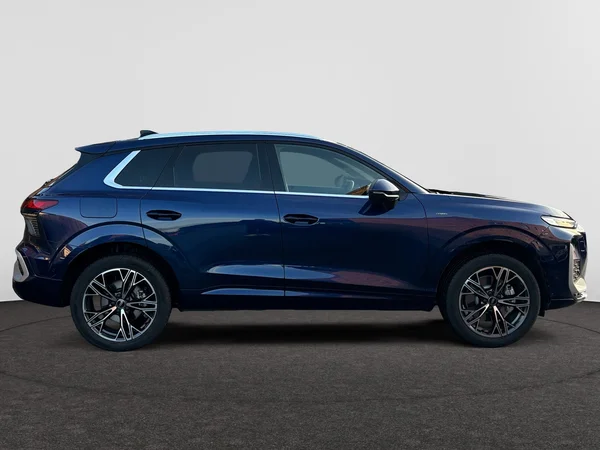 AUDI Q3 SUV e-hybrid (PHEV) (2025) — foto 2 van 22
