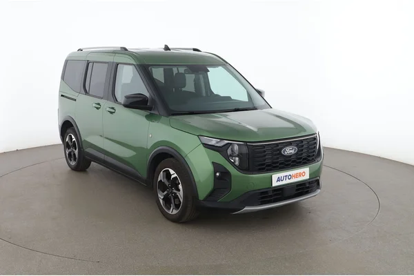 Ford Tourneo (2025) — foto 14 van 16
