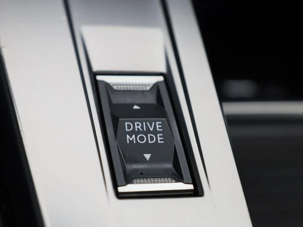 Peugeot 308 (2022) — foto 16 van 40