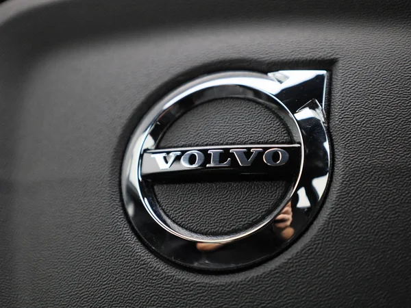 Volvo XC40 (2023) — foto 18 van 41