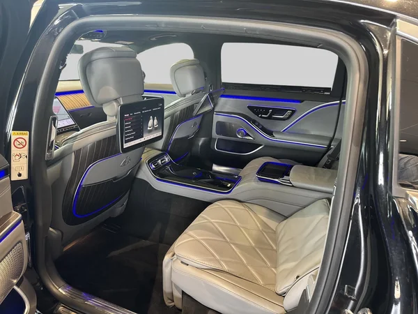 Mercedes-Benz Maybach (2021) — foto 9 van 40