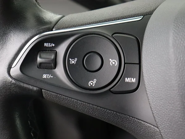 OPEL Grandland X (2018) — foto 9 van 30