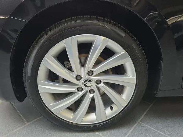 SKODA Octavia SW (2020) — foto 5 van 13