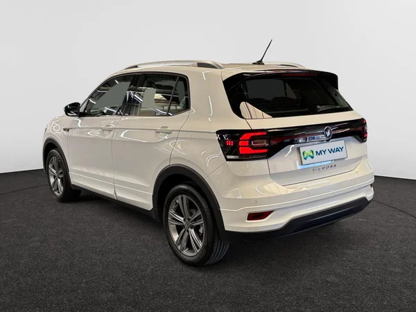 VOLKSWAGEN T-Cross (2021) — foto 18 van 24