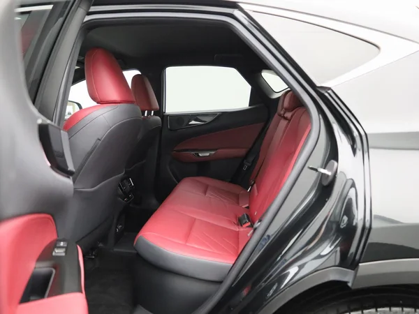 Lexus NX (2023) — foto 2 van 50