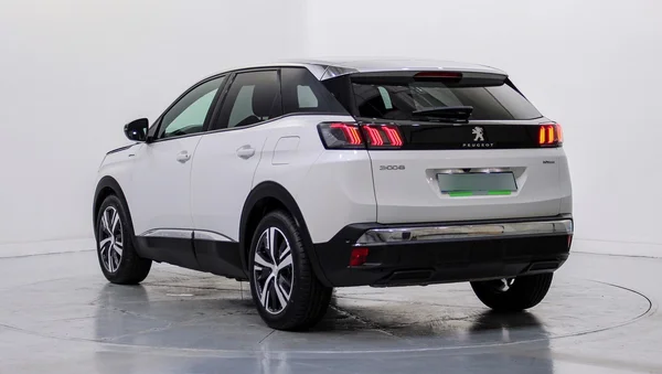 Peugeot 3008 PHEV (2023) — foto 23 van 54