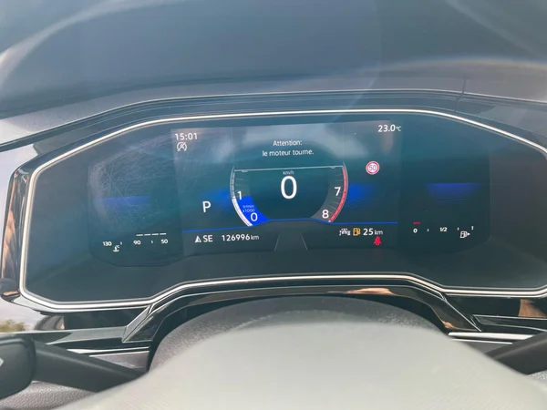 VOLKSWAGEN Taigo (2022) — foto 17 van 18