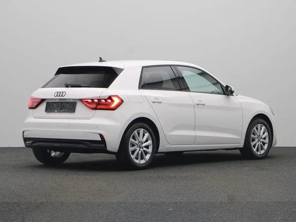 AUDI A1 Sportback (2024) — foto 12 van 19