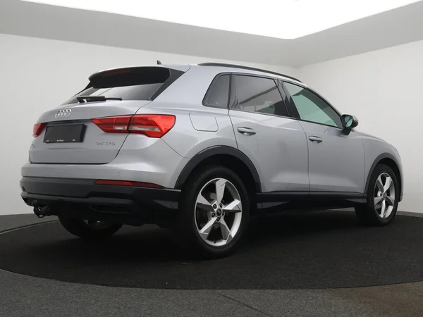 AUDI Q3 (2022) — foto 12 van 25