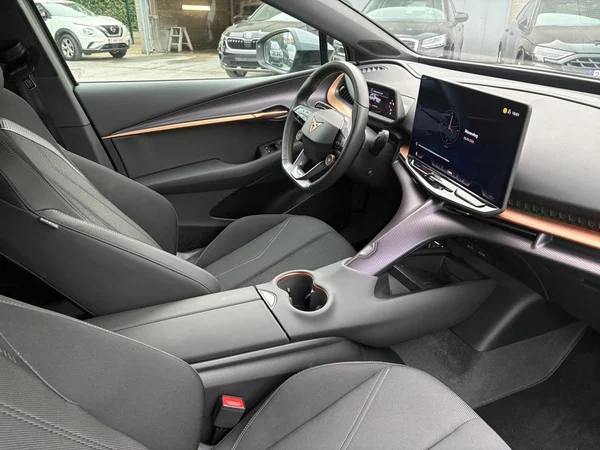 CUPRA Tavascan (2026) — foto 9 van 24