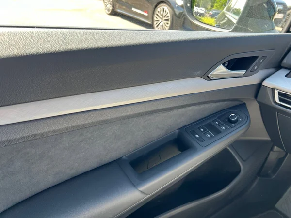VOLKSWAGEN Golf VIII (2026) — foto 8 van 24