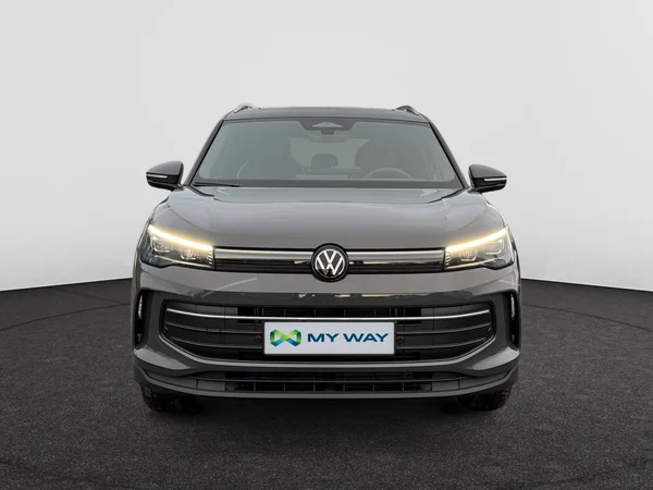 VOLKSWAGEN Tiguan (2025) — foto 15 van 16