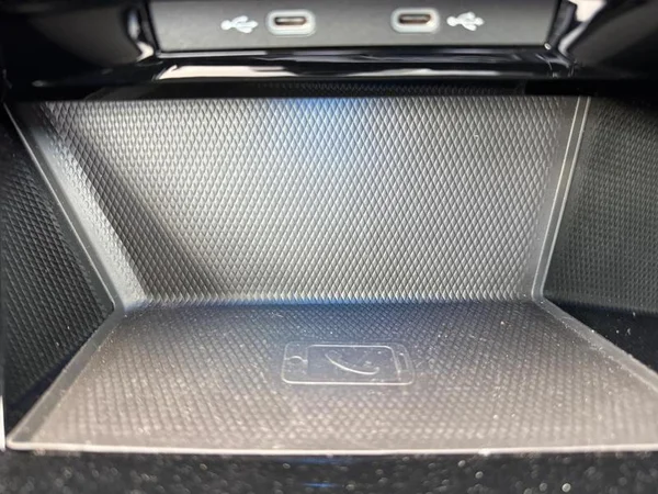 VOLKSWAGEN Golf VIII (2023) — foto 22 van 31